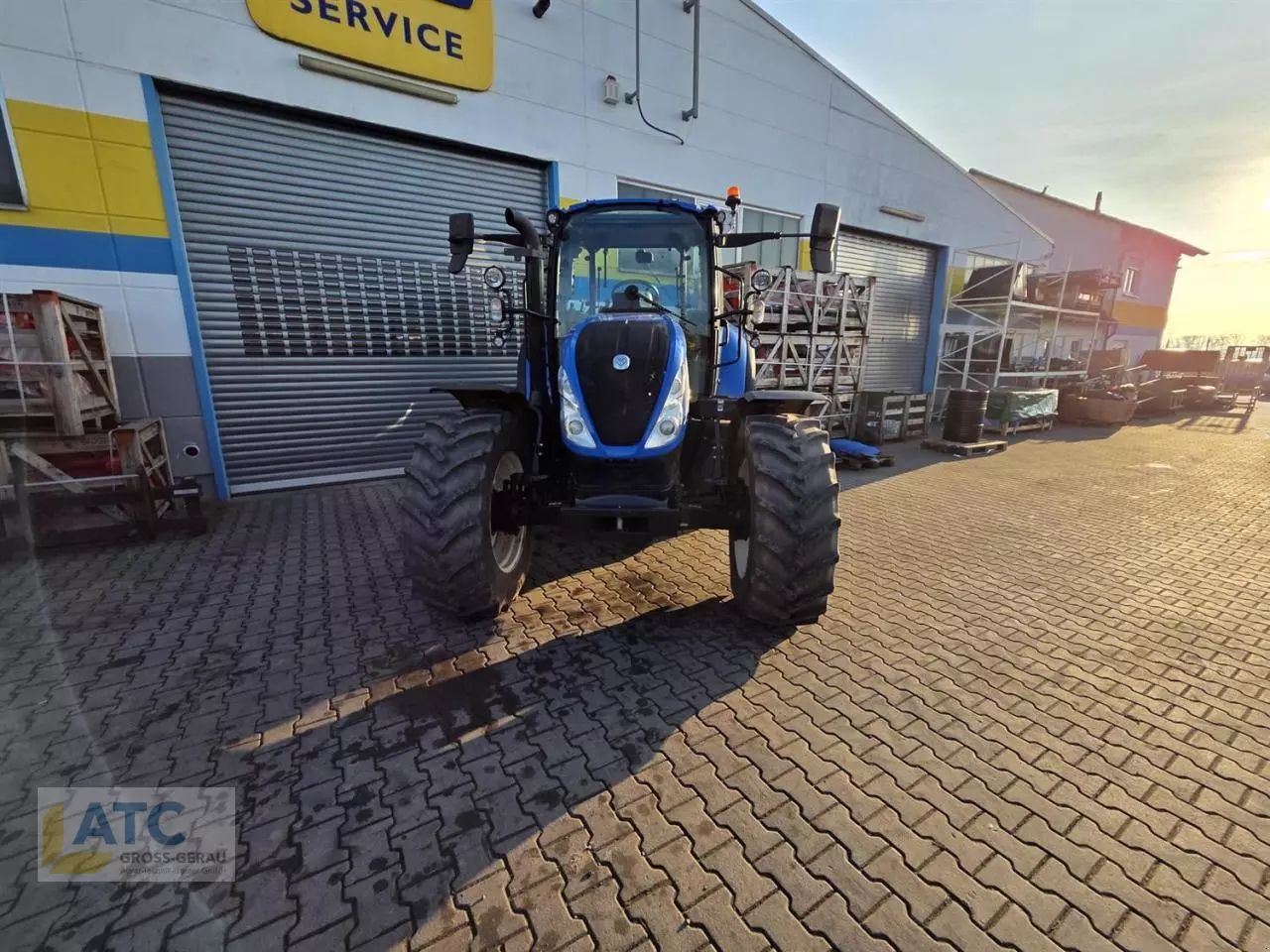 New Holland T5.100 EC Tractor €62,000