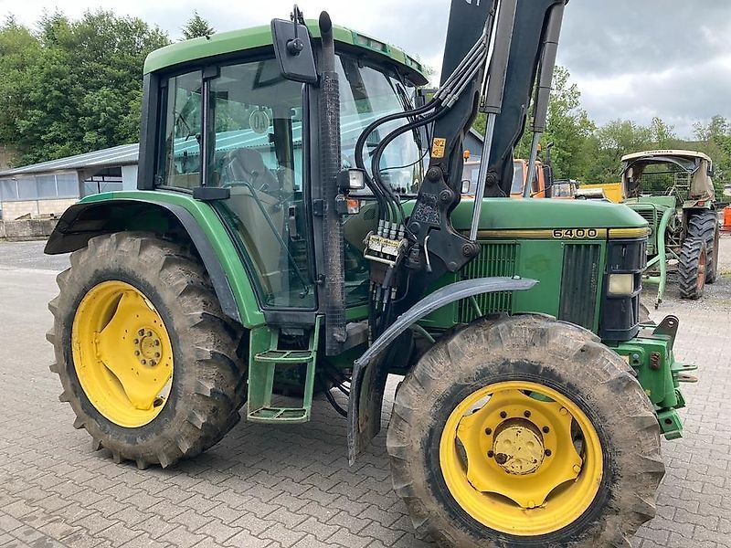 John Deere 6400 Trattore