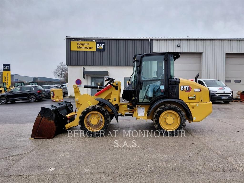 Caterpillar 906 Încărcător pe roți 60.000 EUR