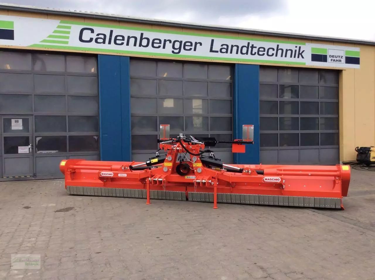 E-FARM: Maschio gemella 620 - Topper - id SPHRFJK - 24.800 € - Año: 2025 - Alemania