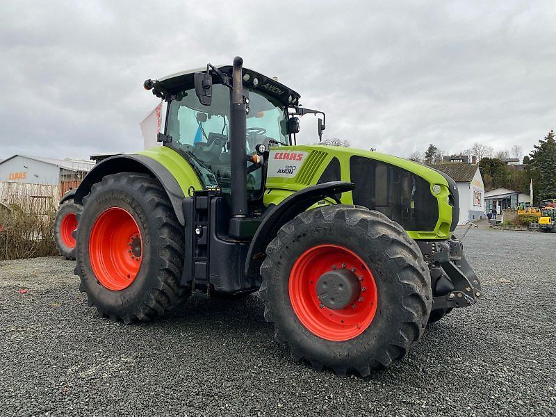 E-FARM: Claas Axion 930 Cmatic - Tractor - id FQ23MRW - €139,000 - Year of construction: 2016 - Engine hours: 5,600,Engine power (HP): 353,Germany