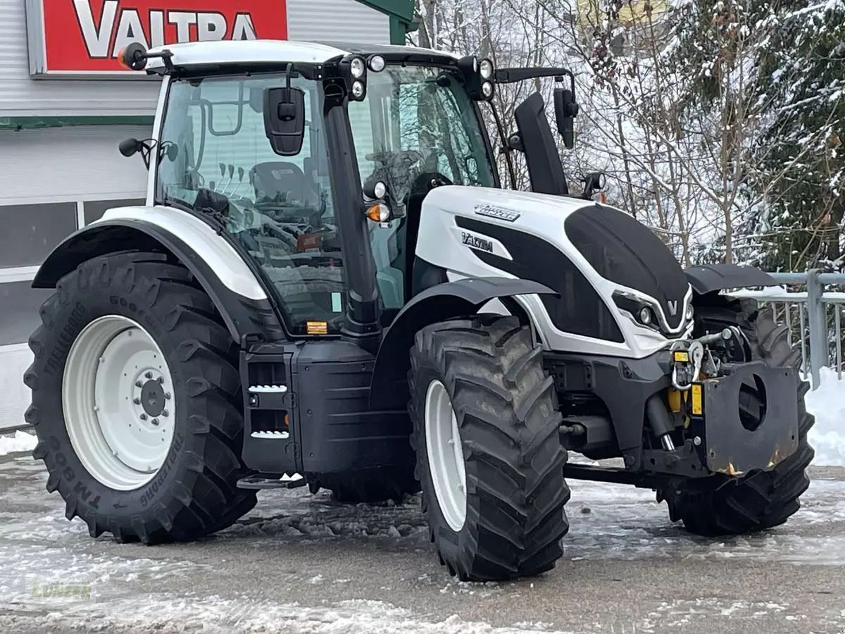 E-FARM: Valtra N175 Active - Tractor - id AC6G1AQ - €115,000 - Year of construction: 2021 - Engine hours: 363,Engine power (HP): 165,Austria
