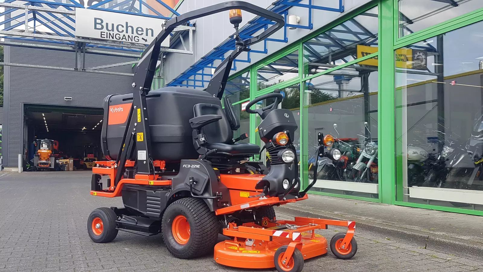 E-FARM: Kubota fc3-221e - Tondeuse - id MVSRXK6 - 27 950 € - Année: 2024 - Allemagne