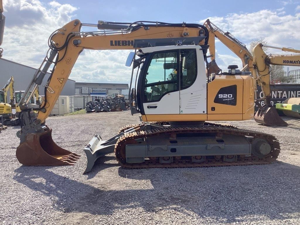 Liebherr r920 compact Excavadora de orugas 151.900 €