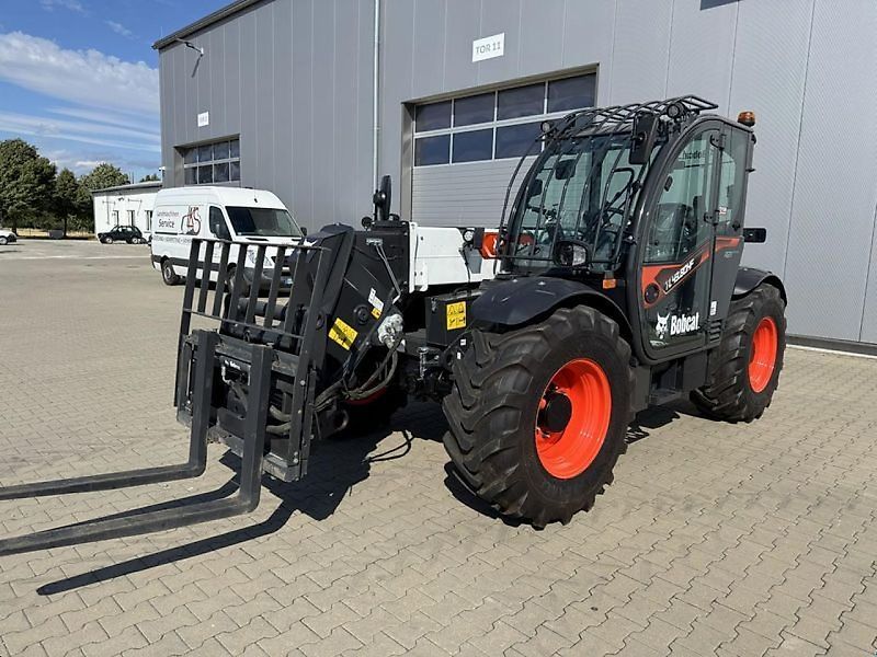 Bobcat tl 43.80 hf Teleszkópos rakodó 119 000 EUR