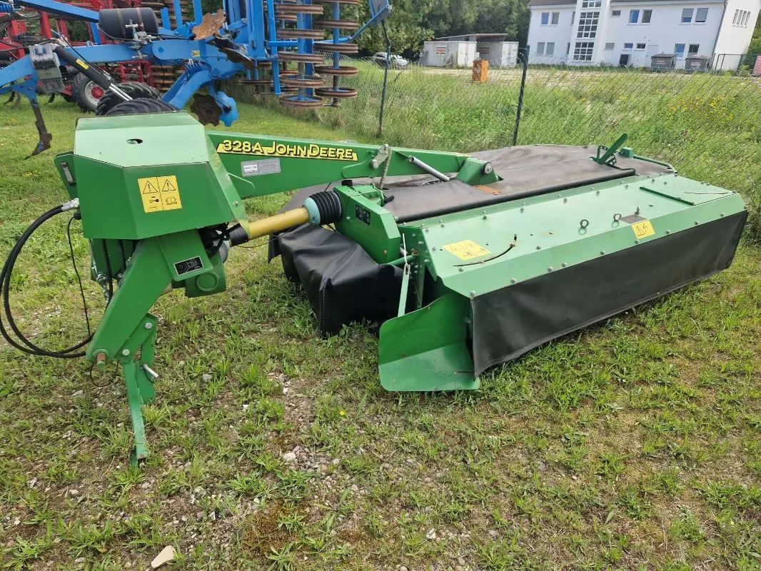 E-FARM: John Deere 328 - Косачка - id ACMQHAF - 5000 € - Година на построяване: 2009 - Германия