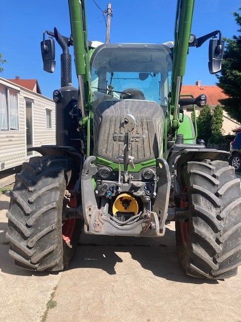 Fendt 312 Vario Tractor €125,000