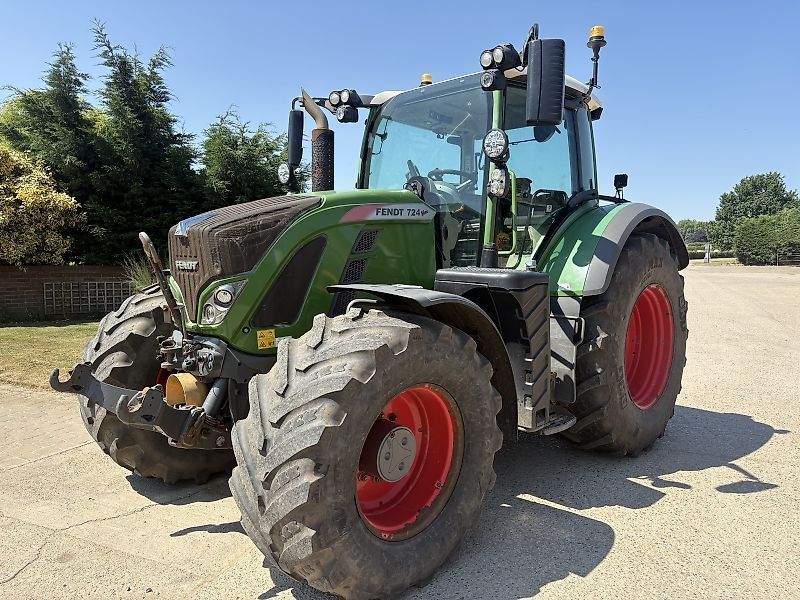 Fendt 724 Vario Tractor €65,534