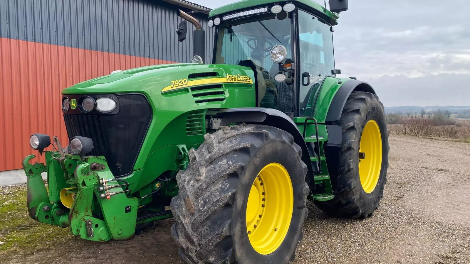 John Deere 7920 Tracteur 48 035 €