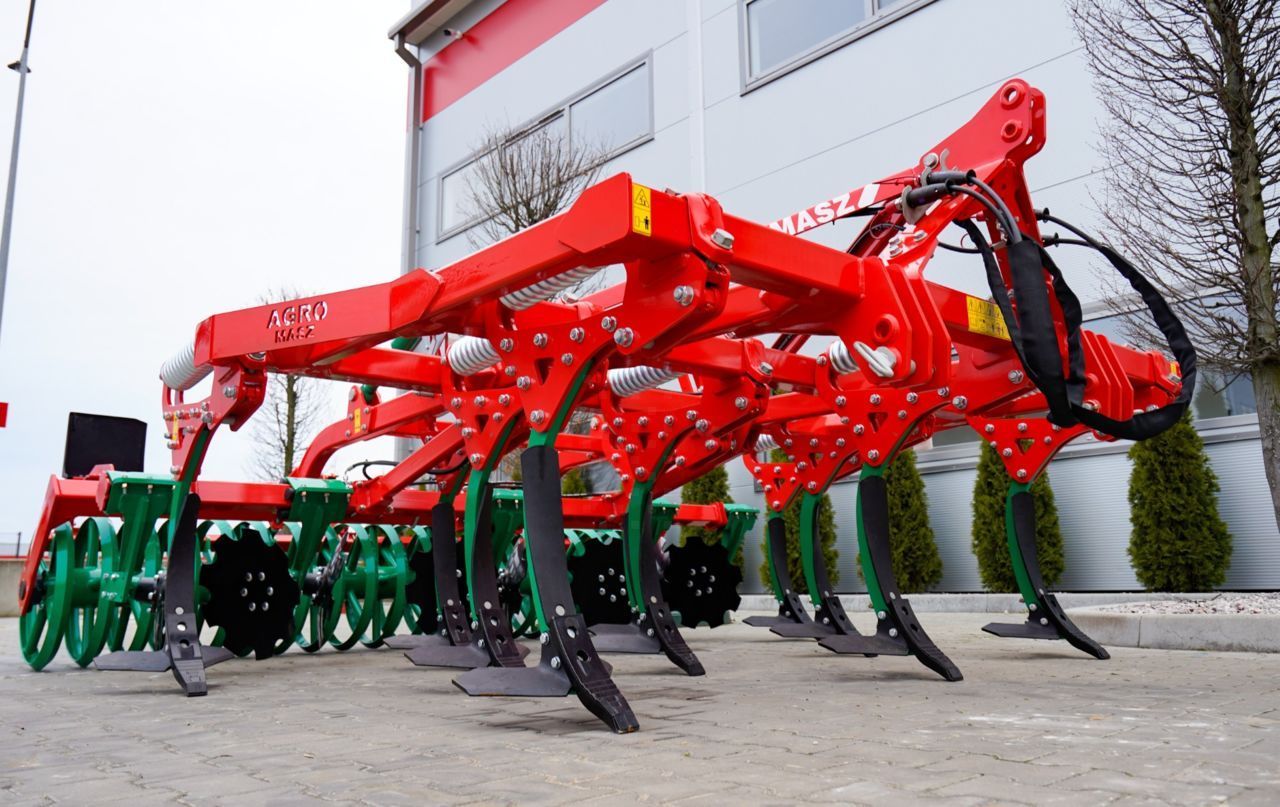 AGRO-MASZ runner 30 Cultivator €11,800