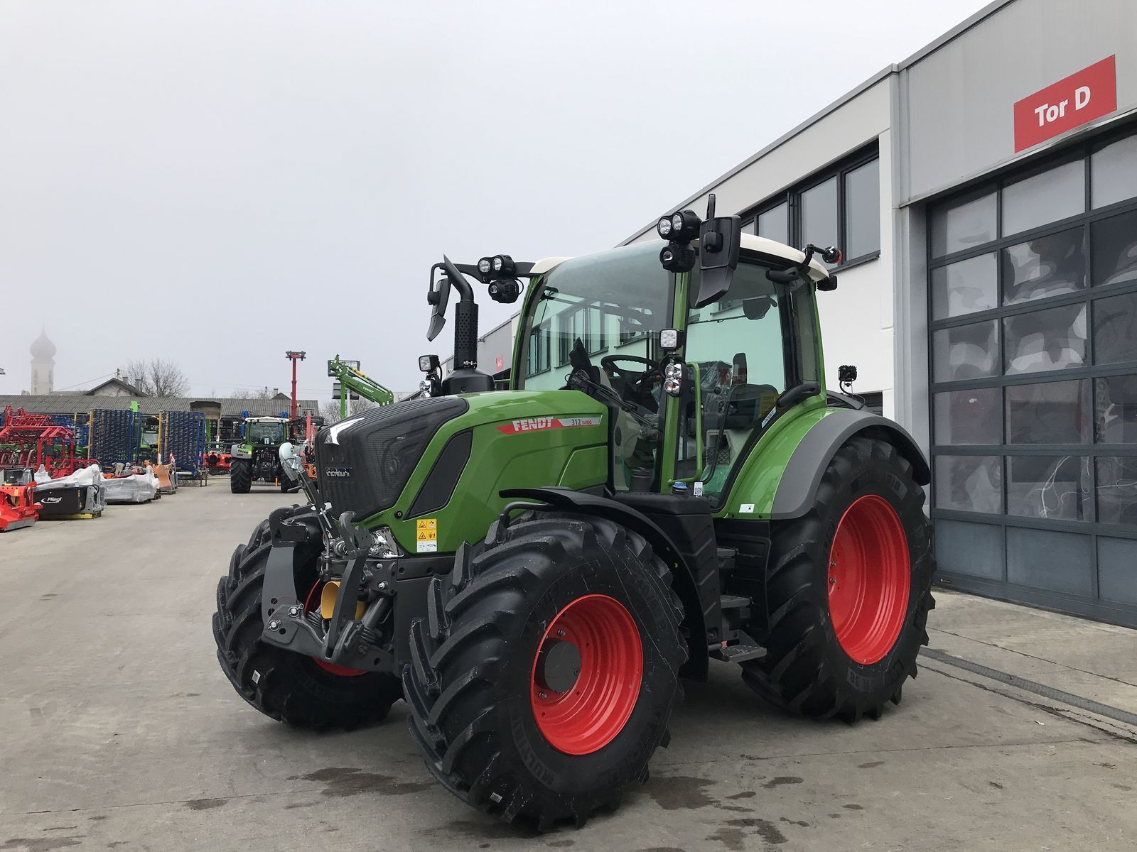 Fendt 312 Vario Tractor