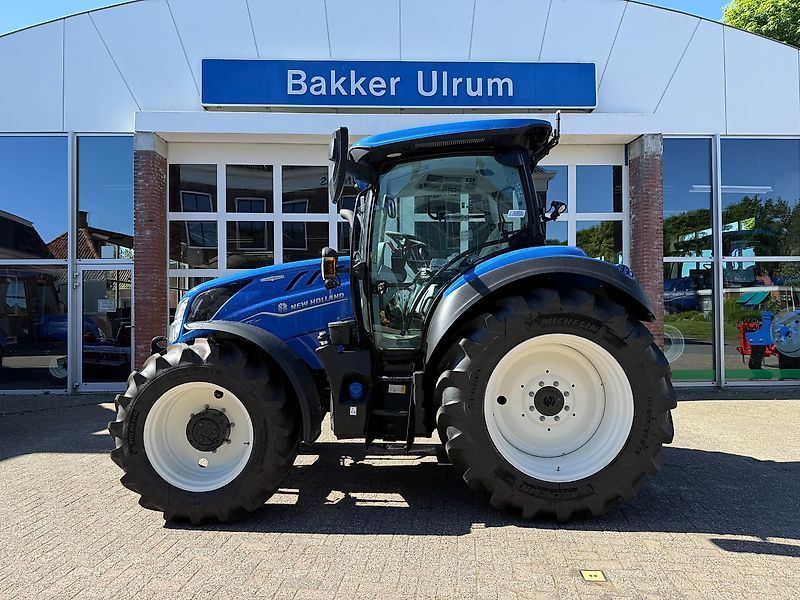 New Holland T5.120 Traktor
