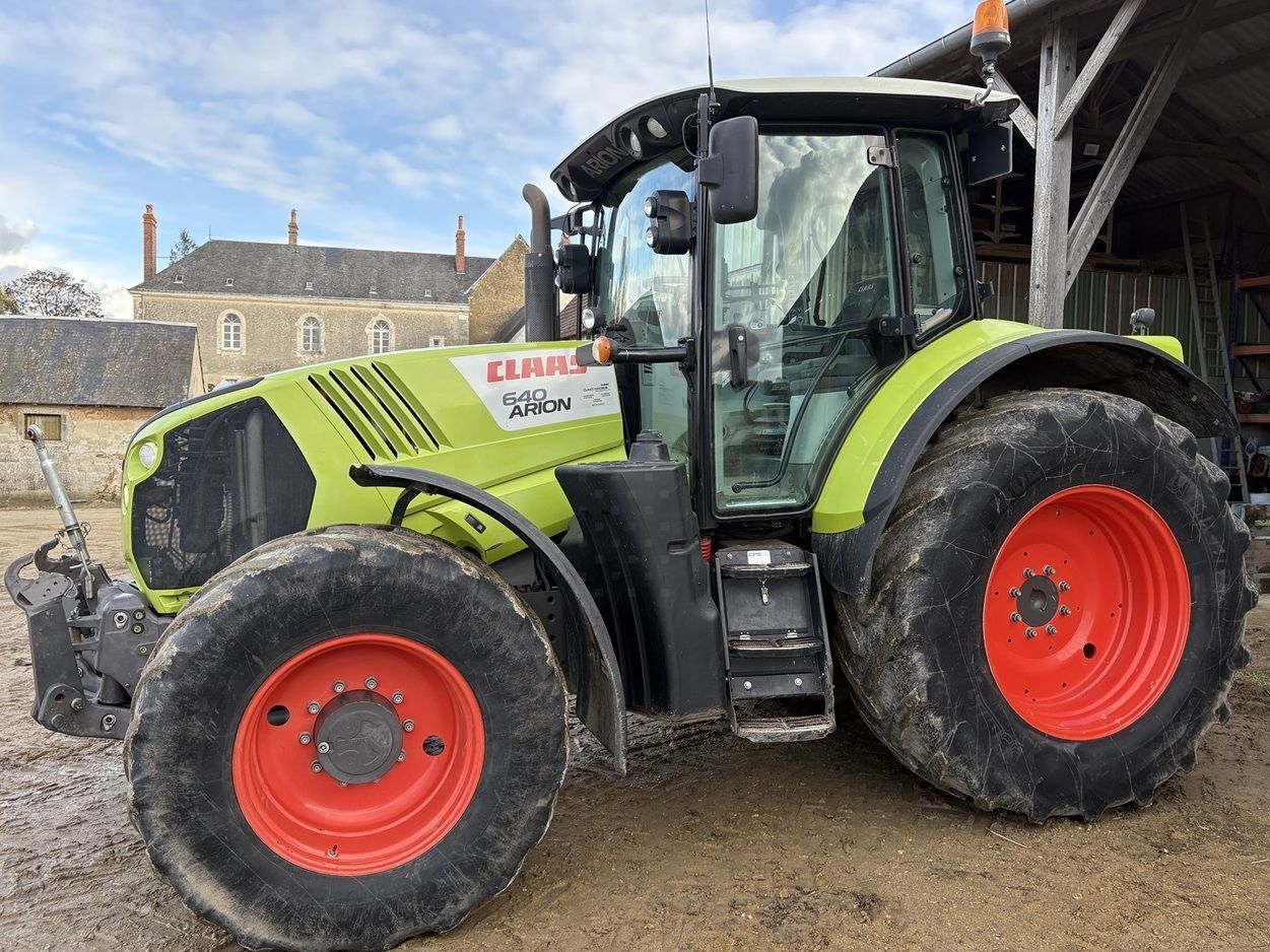 Claas Arion 640 Cebis Tractor €37,000
