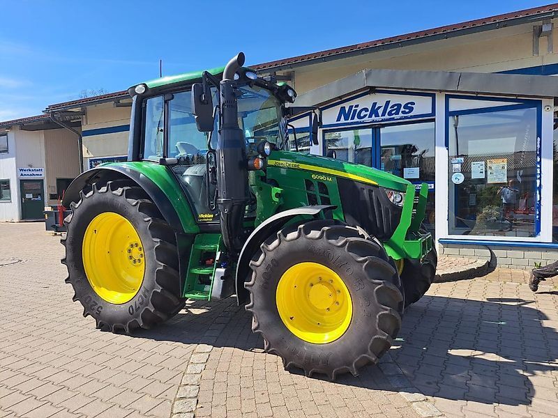 E-FARM: John Deere 6090 M - Traktor - id ARX1MNA - 73.500 € - Abgelesene Motorstunden: 1.050 - Motorleistung (PS): 90,Deutschland