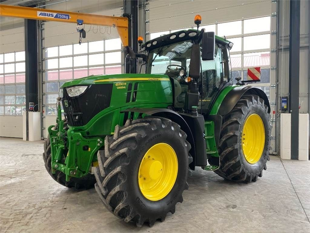 E-FARM: John Deere 6R 230 - Tractor - id Z4RPXNQ - €137,500 - Year of construction: 2019 - Engine hours: 3,180,Engine power (HP): 280,Germany