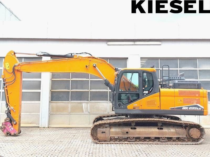 Doosan dx 235 lc-7 Gravemaskine med larvebånd 79.000 €