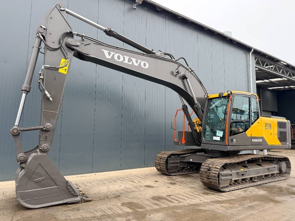 VOLVO ec210 Гусеничный экскаватор 74 900 €