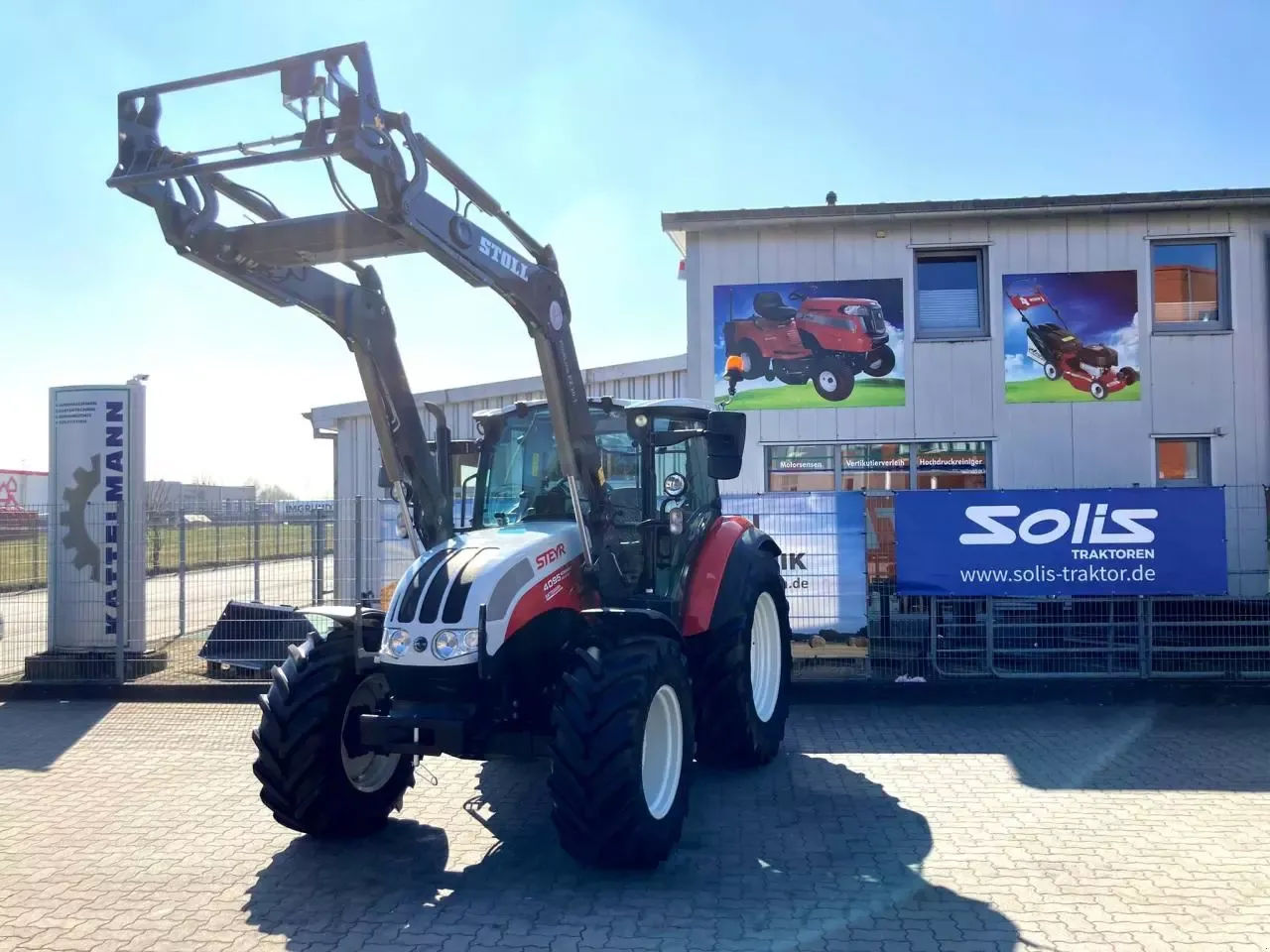 E-FARM: Steyr Kompakt 4095 - Traktor - id X7PDDUC - 48.900 € - Baujahr: 2019 - Abgelesene Motorstunden: 1.833,Motorleistung (PS): 99,Deutschland