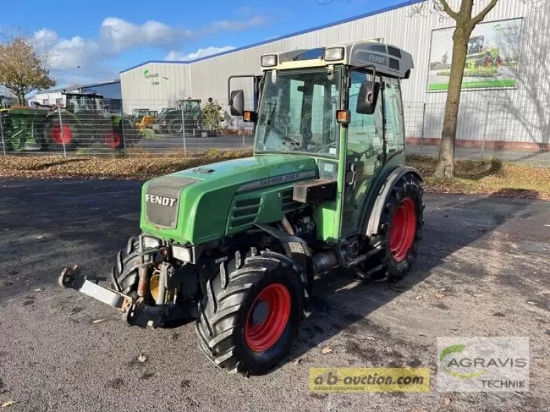 E-FARM: Fendt 208 - Tractor - id APJAHEA - 36.900 € - Año: 2003 - Horas: 8545,Potencia del motor: 86,Alemania