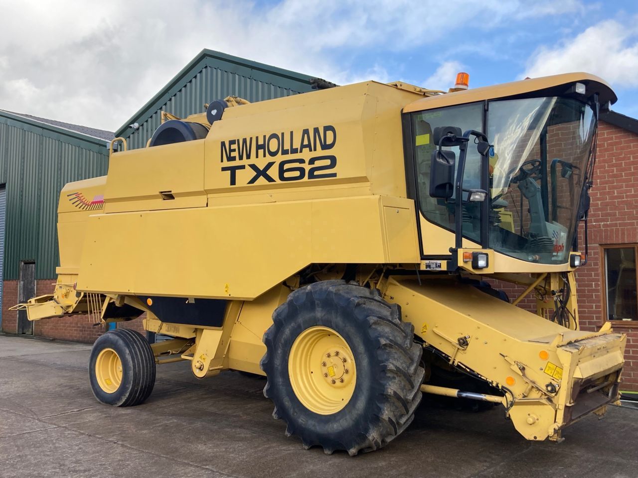 New Holland TX 62 Mähdrescher