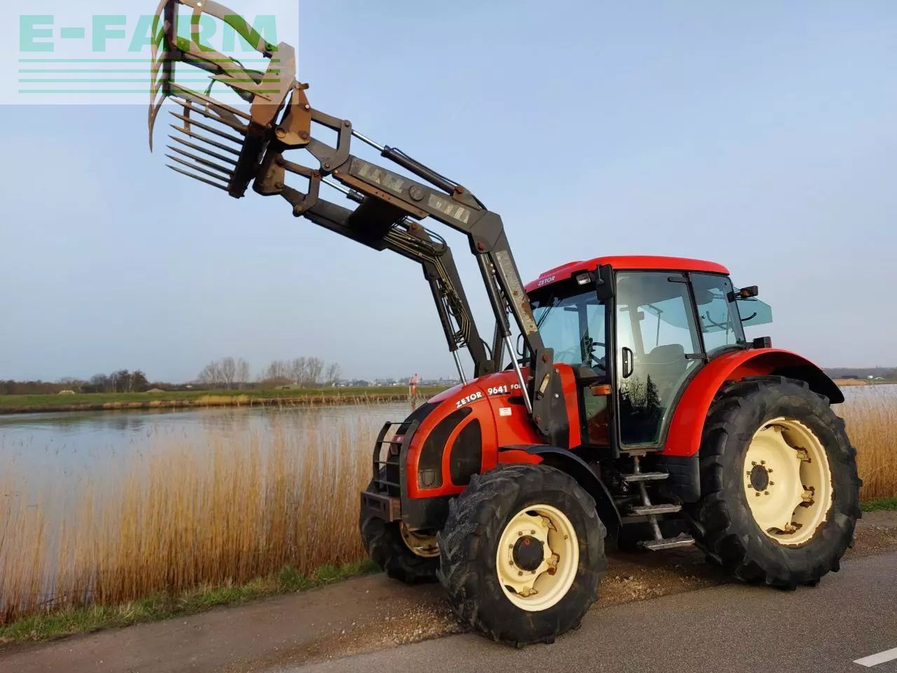 Zetor 9641 forterra Traktor 21 950 €