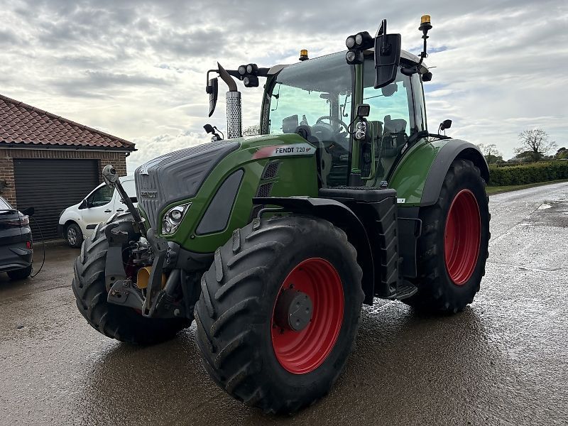 Fendt 720 Vario Traktor 78 203 €