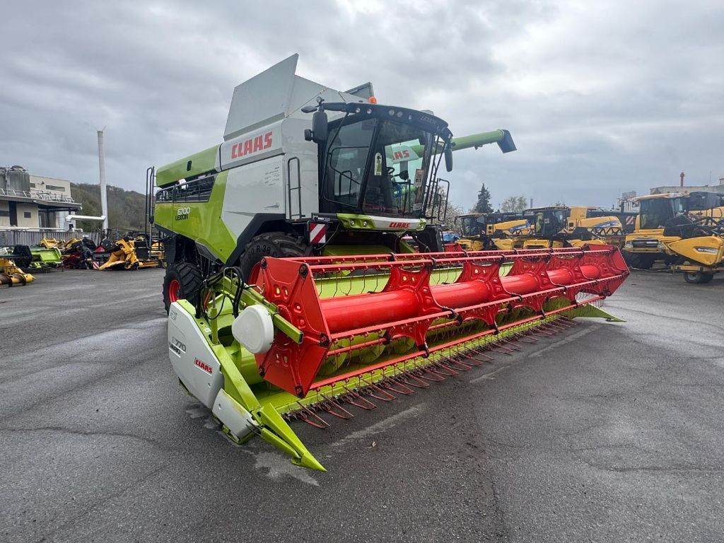 Claas Lexion 6700 Kombajn zbożowy 269 000 €