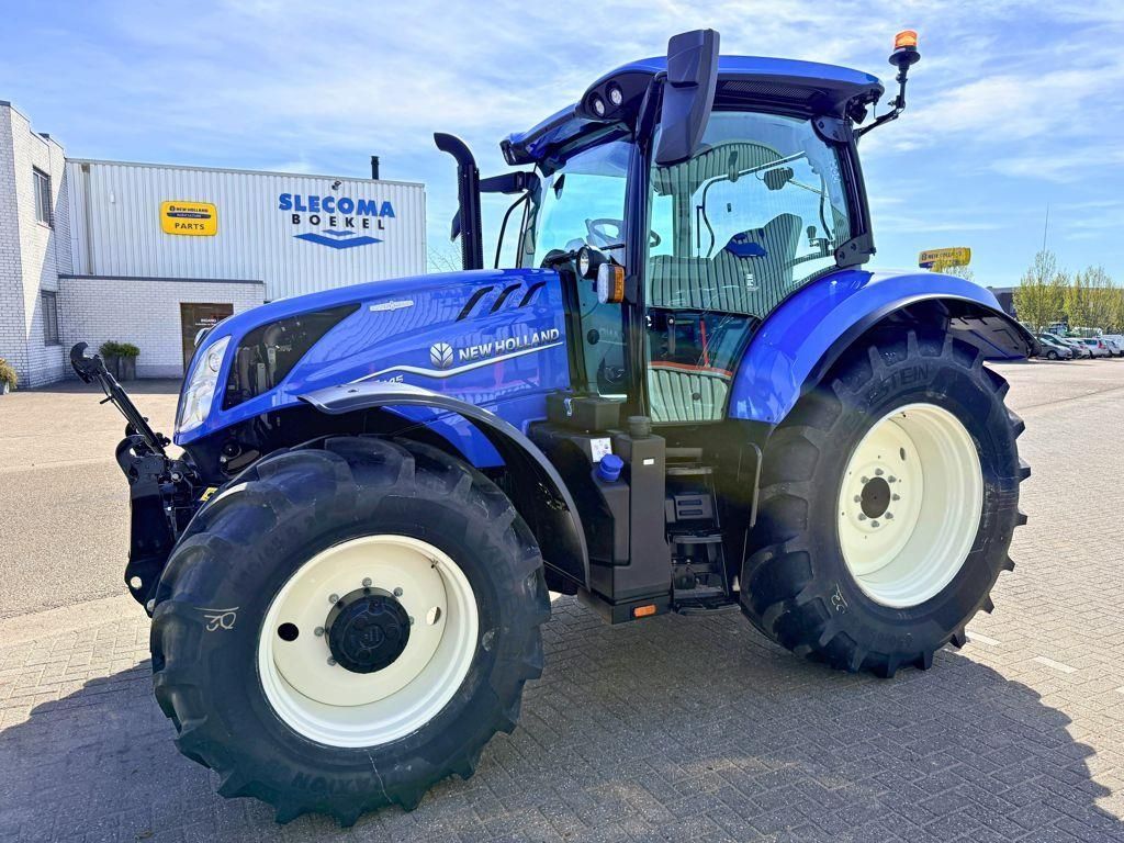 New Holland T6.145 Tracteur