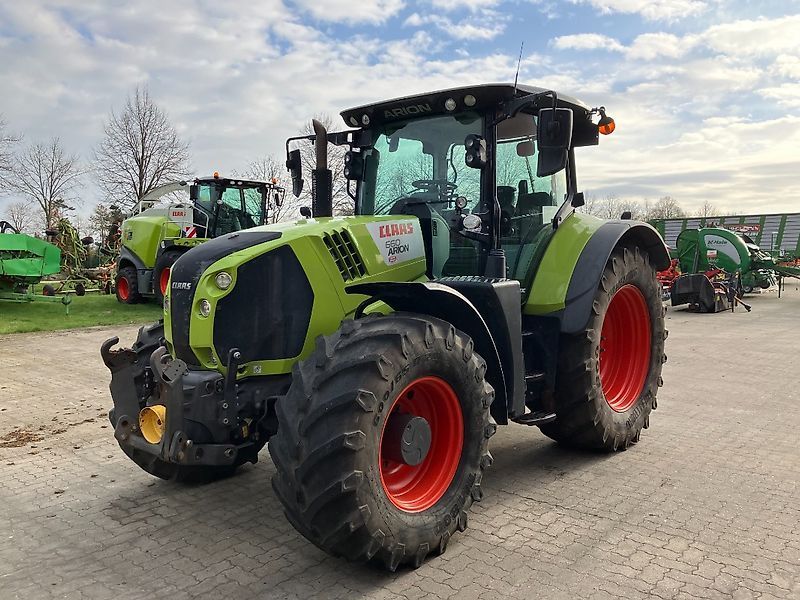 Claas Arion 660 CMATIC Traktor 76 900 EUR