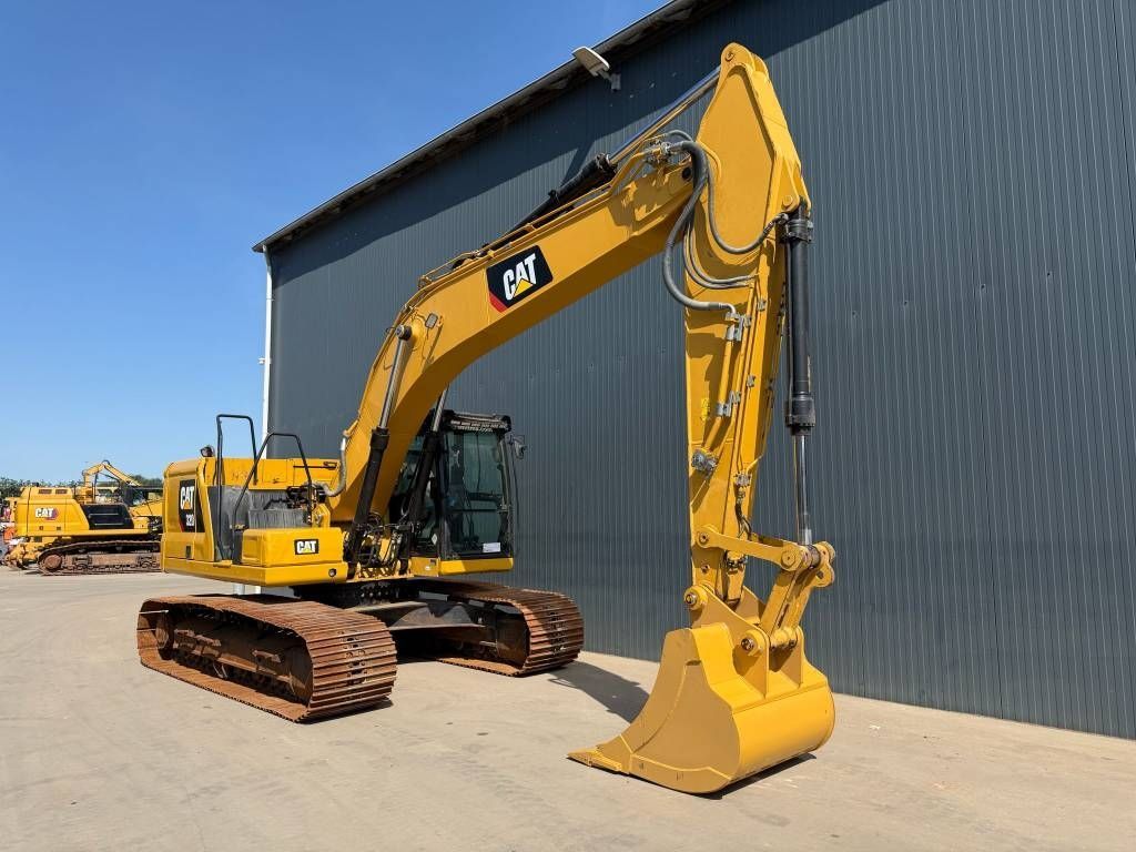 Caterpillar 320 07b Pelleteuse sur chenilles 67 500 €