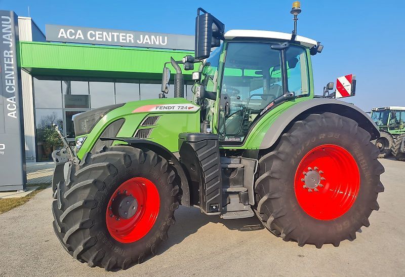 E-FARM: Fendt 724 Vario - Traktor - id M9SY5IL - 143.000 € - Baujahr: 2019 - Abgelesene Motorstunden: 4.334,Motorleistung (PS): 246,Österreich
