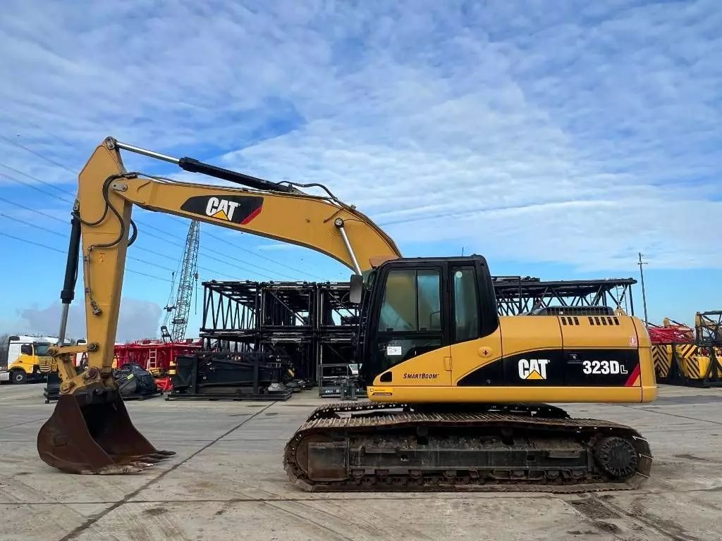 Caterpillar 323 d l Koparka 47 000 €
