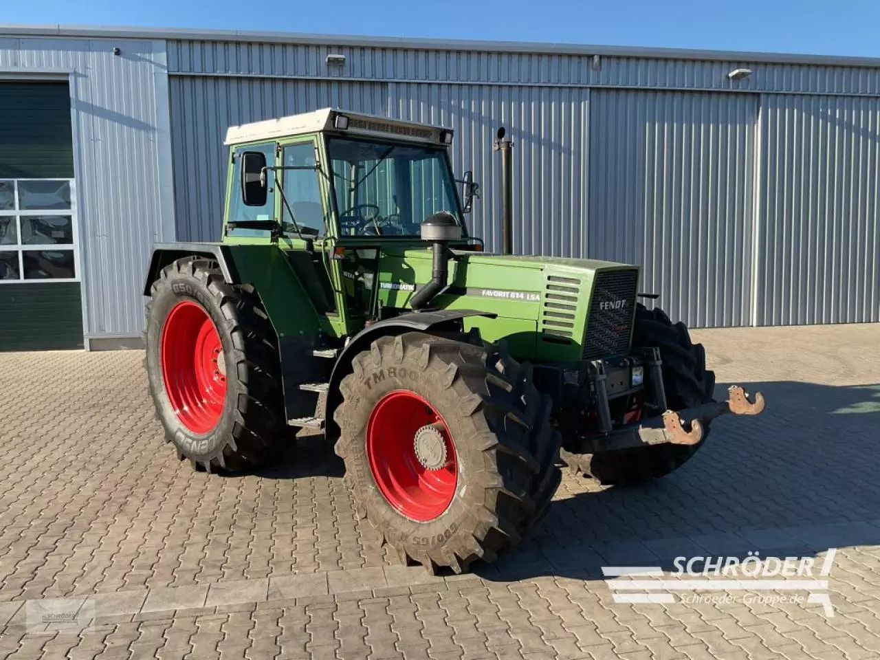 E-FARM: Fendt 614 lsa - Tractor - id NG6WLGW - €59,500 - Year of construction: 1992 - Engine hours: 9,785,Engine power (HP): 166,Germany