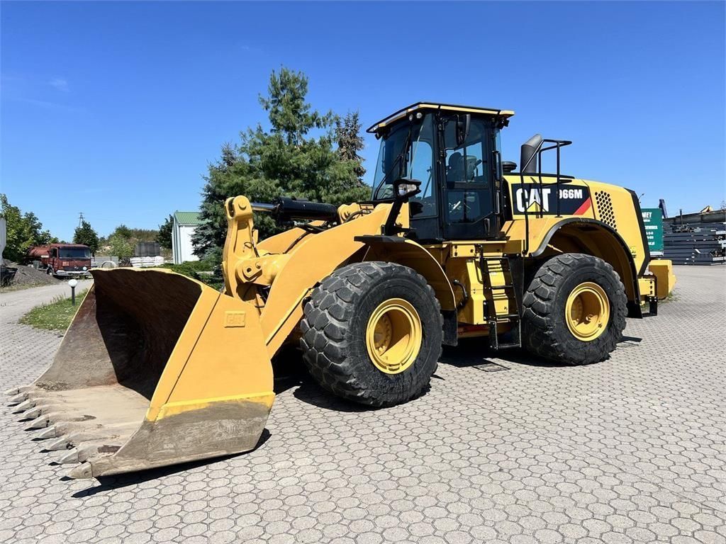 Caterpillar 966m Cargador de ruedas 75.000 €