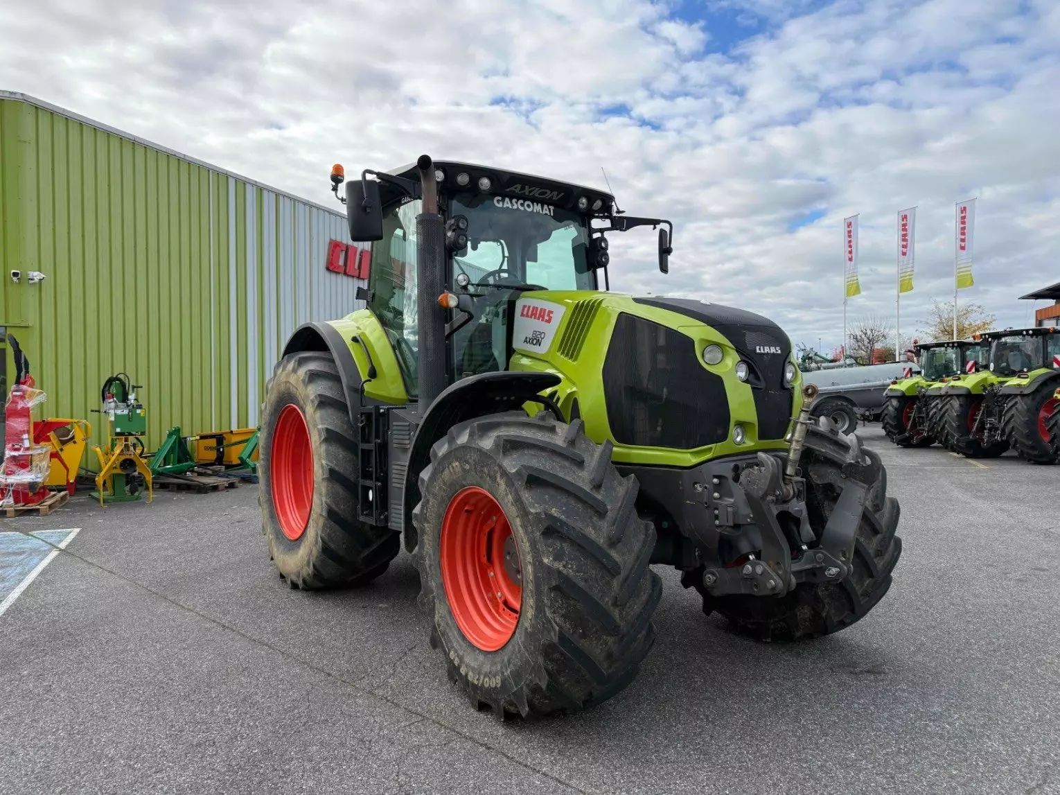 E-FARM: Claas Axion 820 - Traktor - id JARJHAL - 55.000 € - Baujahr: 2015 - Abgelesene Motorstunden: 8.469,Motorleistung (PS): 225,Frankreich