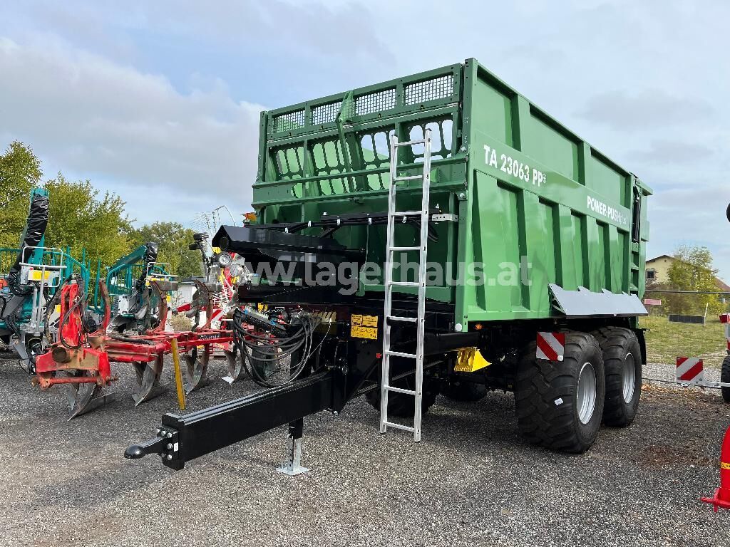E-FARM: BRANTNER abschieber ta 23063 pp+ ausstellungsmaschine - Transporte de forraje - id REW8ECM - 44.584 € - Año: 2023 - Austria