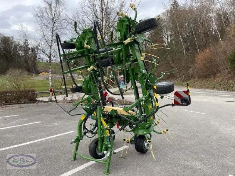 E-FARM: Krone Vendro 820 - Tedder - id RD975TT - 15.825 € - Año: 2022 - Austria
