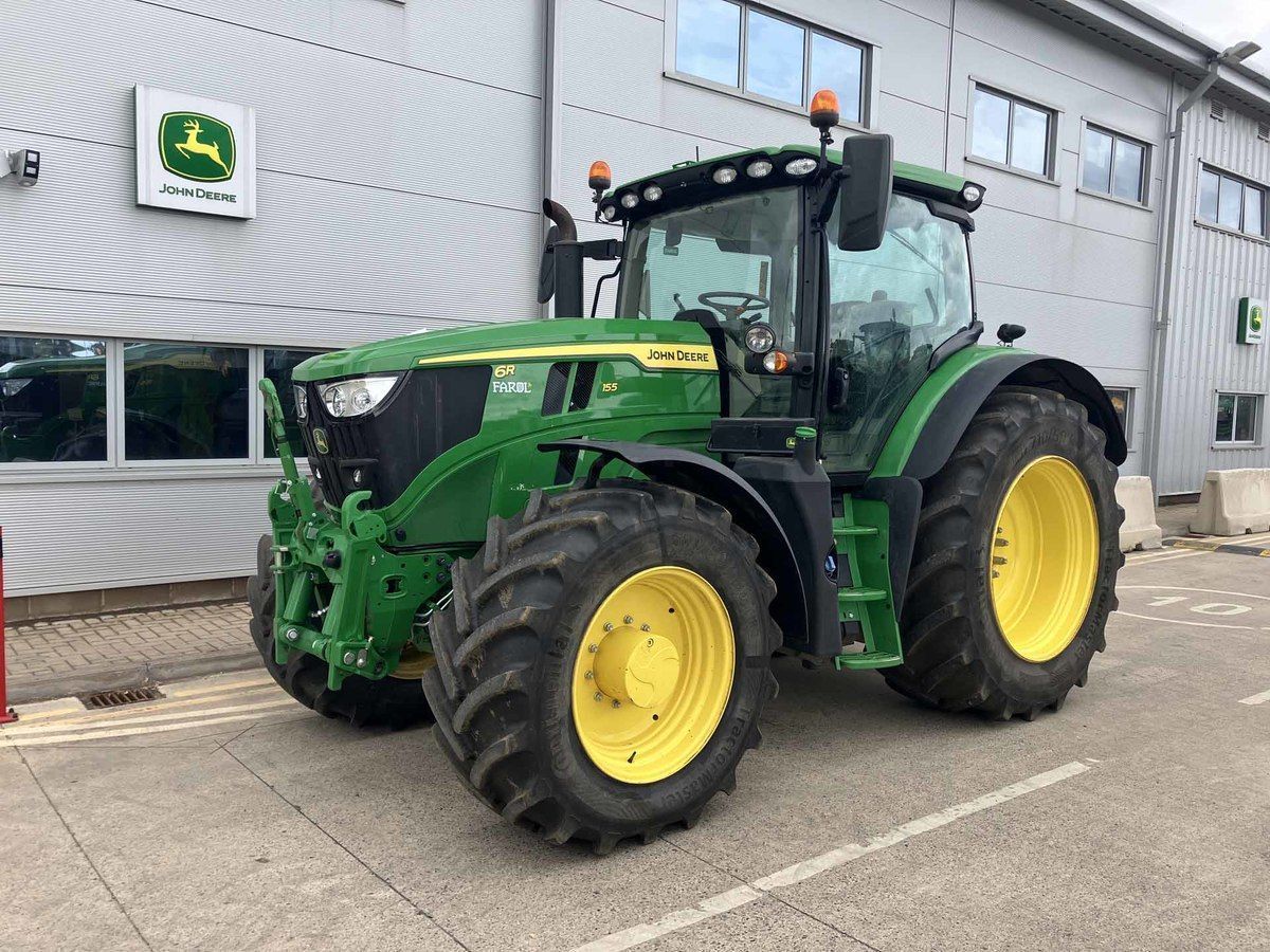 E-FARM: John Deere 6R 155 - Traktor - id WJGJPZY - 136.454 € - Produktionsår: 2024 - Motortimer: 1.625,Motoreffekt (HP): 155,Storbritanien
