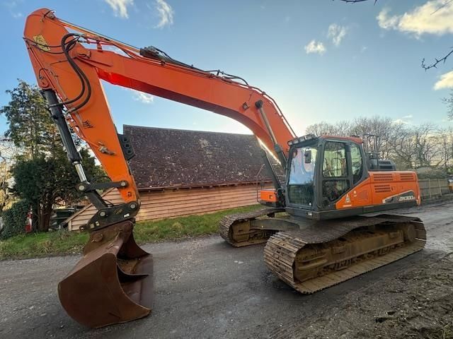 Doosan dx300lc-5 Crawler excavator €55,470
