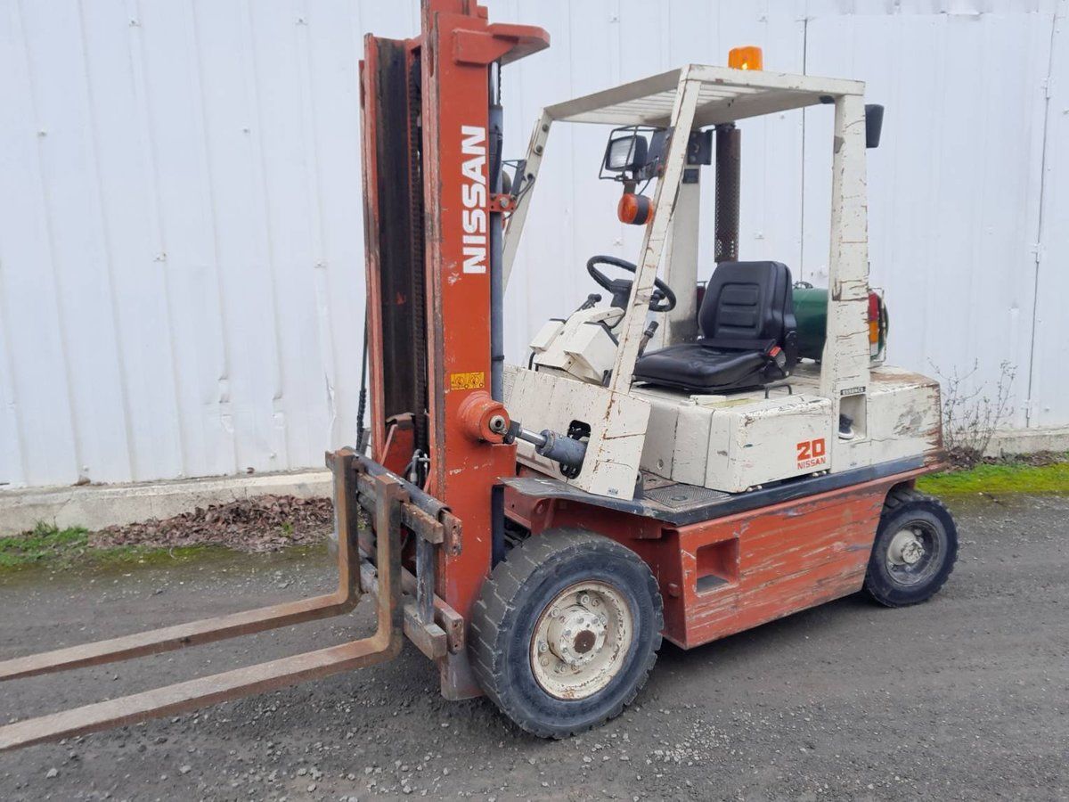 NISSAN ph02a20u Forklift €6,000