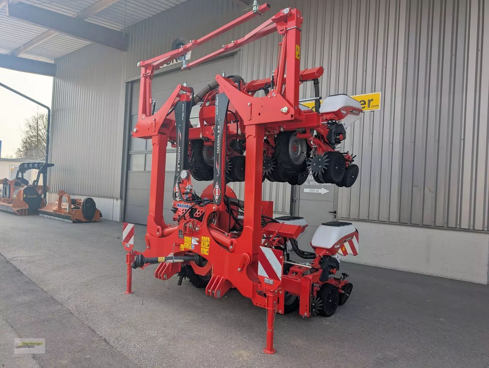 Kuhn maxima 3 r - 8 reihig Maszyna do siewu punktowego 30 720 €