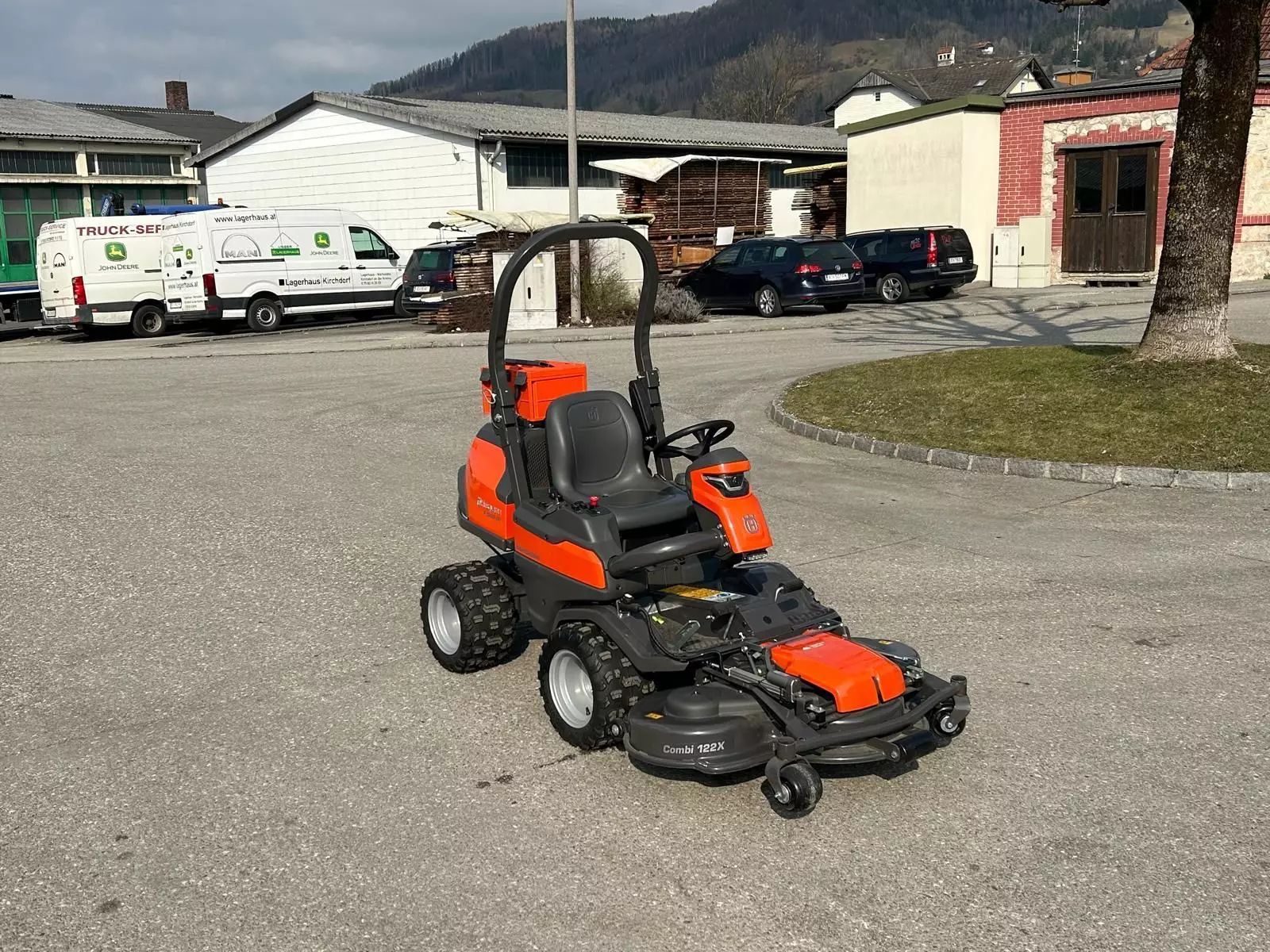 Husqvarna rider p 524 xr efi Cositoare 18.658 EUR