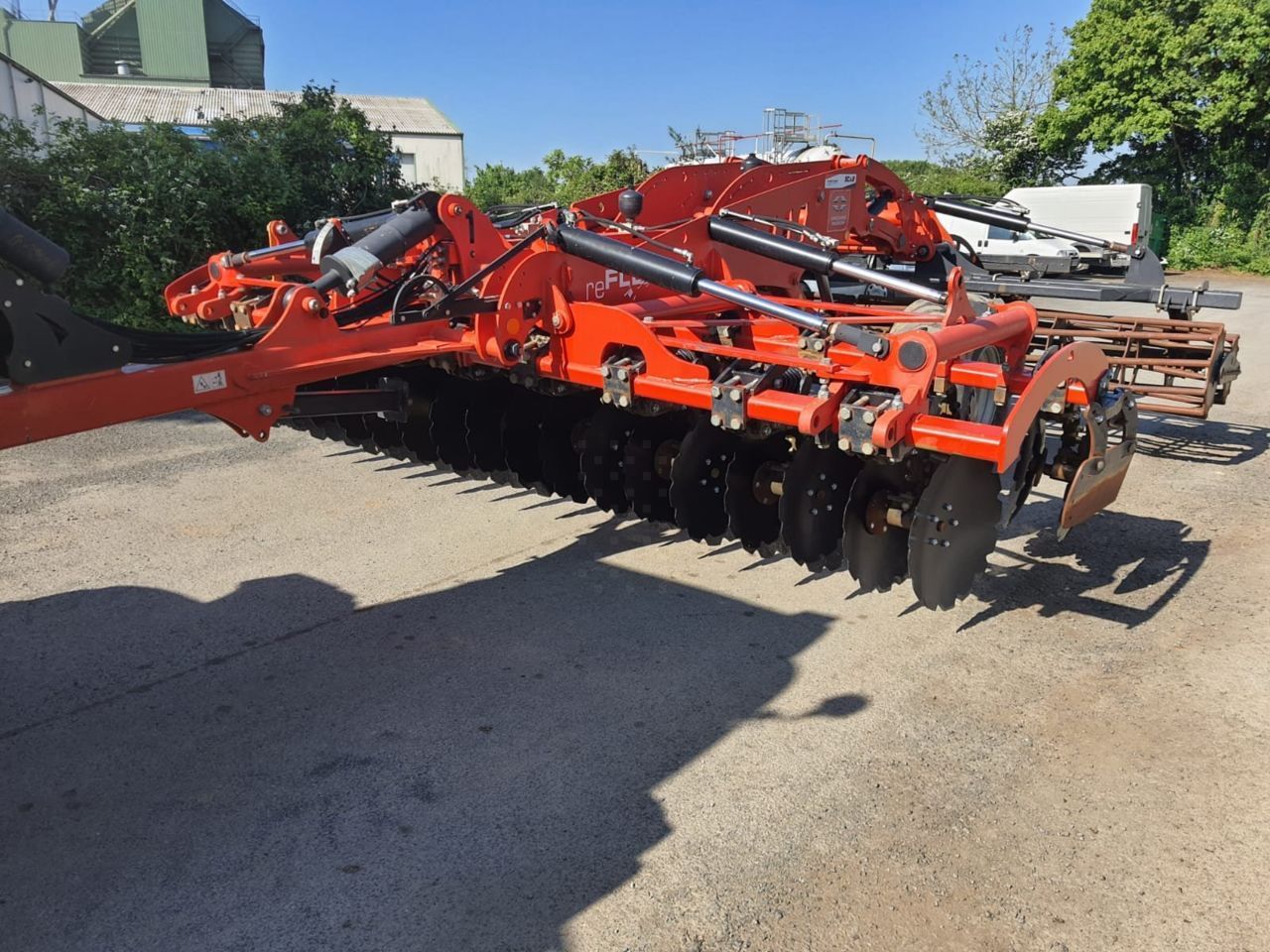 GREGOIRE BESSON occitan t 60 Kultywator 20 000 €