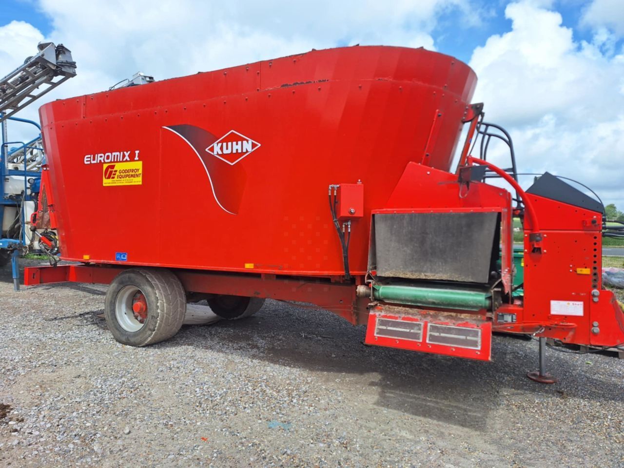 E-FARM: Kuhn euromix 22-80 - Mezcladora de alimentos - id SHUBXNA - 11.000 € - Año: 2008 - Francia