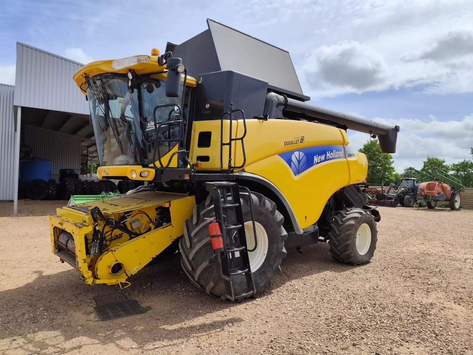 E-FARM: New Holland CR 9080 Elevation - Moissoneuse-batteuse - id MZLEJUI - Année: 2011 - France