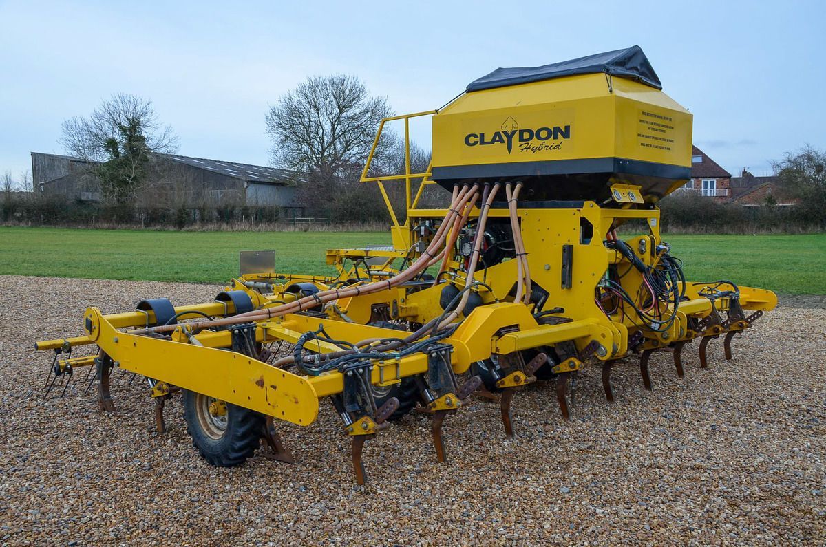 E-FARM: Claydon hybrid 6m direct drill 6m - Perforación directa - id SMUT7S3 - 42.964 € - Año: 2012 - Reino Unido
