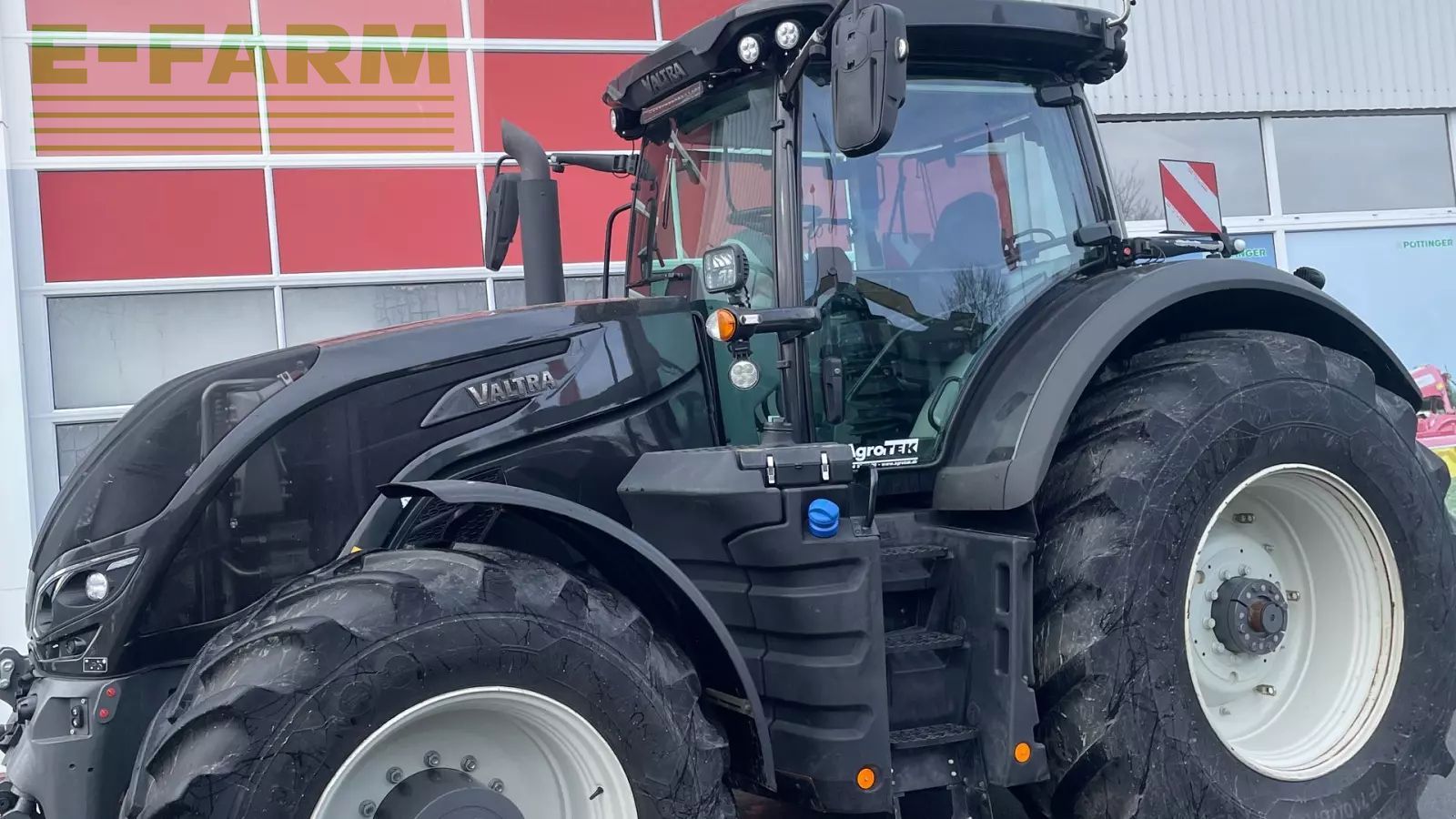 Valtra S 394 Traktor 166 746 €