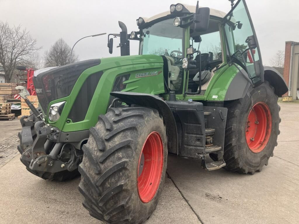 E-FARM: Fendt 936 Vario - Tractor - id HI76SHE - 172.000 € - Año: 2019 - Horas: 3800,Potencia del motor: 366,Alemania