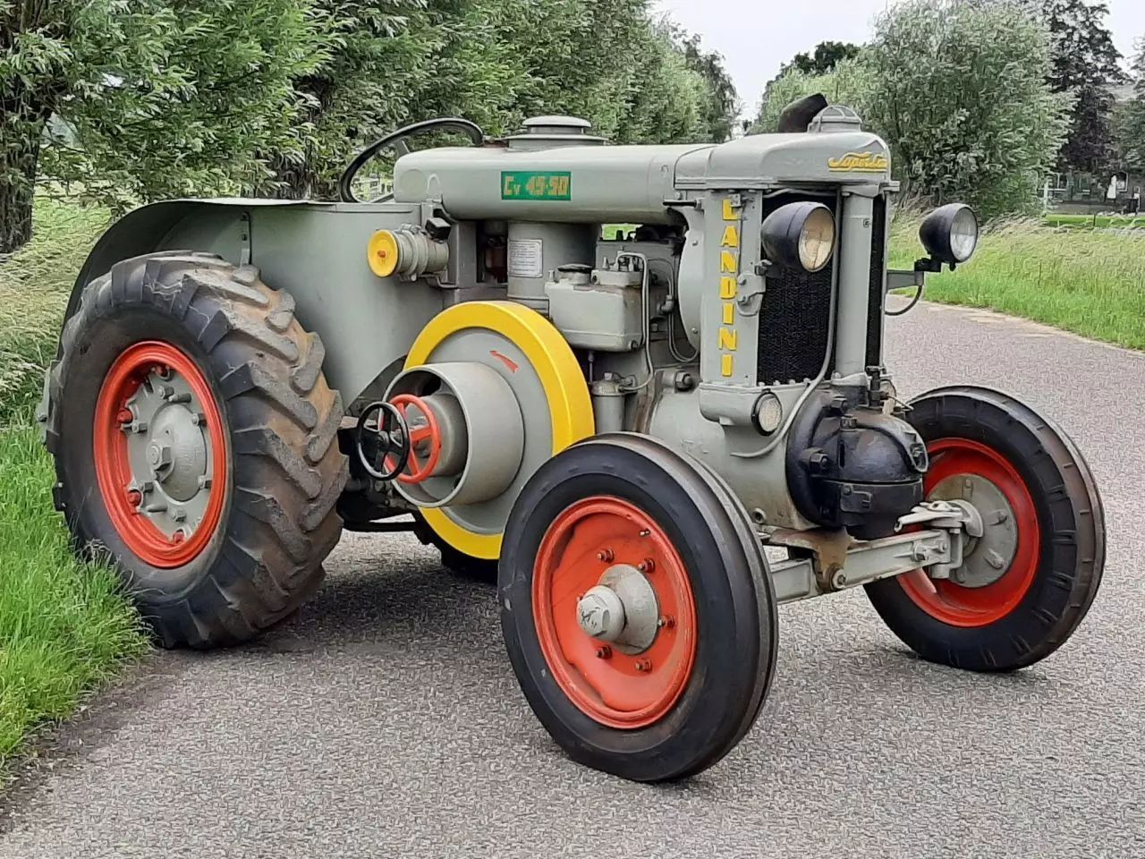 E-FARM: Landini cv 45-50 - Tracteur - id HS4BLQR - 21 074 € - Pays-Bas