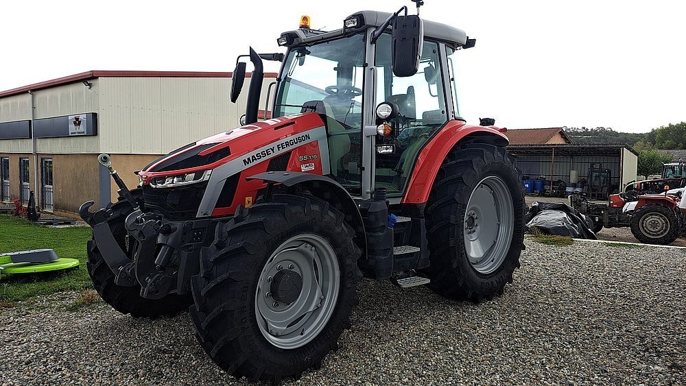 Massey Ferguson 5.S 115 tractor 85 000 €
